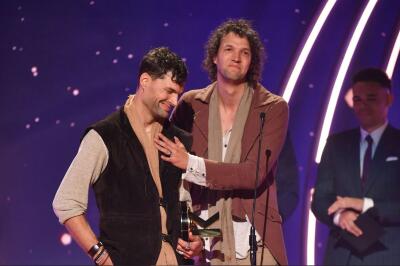 2022 K-LOVE fan award For King & Country-in award pathum dawng