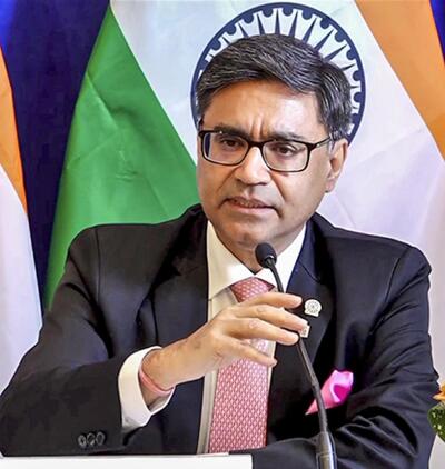 Foreign Secretary in Dhaka tlawh dawn