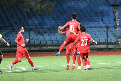 Police nge nge : Comeback, penalty leh red card 3