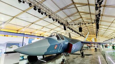 Defence Minister-in Stealth Fighter Jet siamna tur pawm