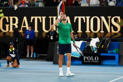 A vawi 100 nan Djokovic a chak