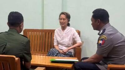 Aung San Suu Kyi-i a inah hren turin sawn