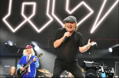 AC/DC  'Power Up stadium tour' final show neihna tur puang