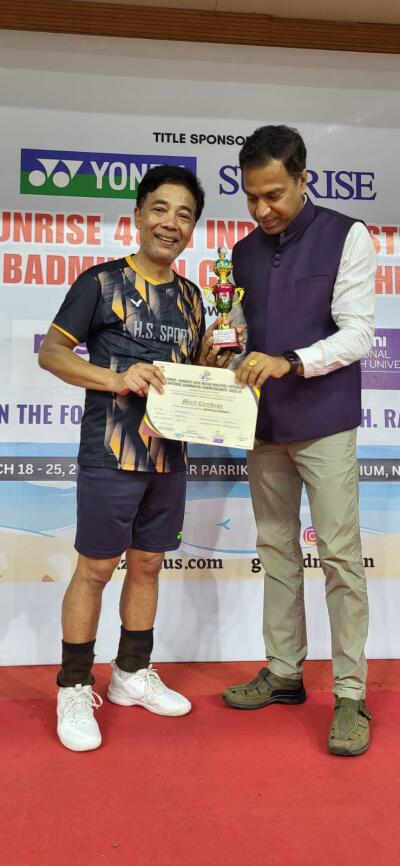 National Badminton C'ship-ah Rza'n silver a la